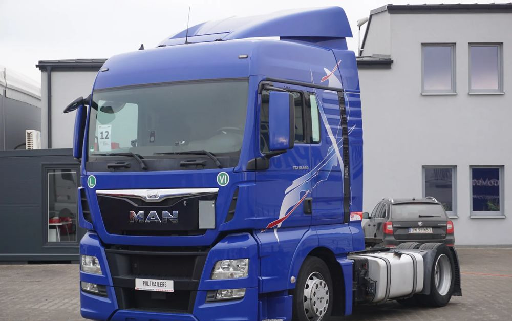MAN 2 szt. Low-Deck i Standard TGX 18.440 - Тягач: фото 1 MAN 2 szt. Low-Deck i Standard TGX 18.440 - Тягач: фото 1