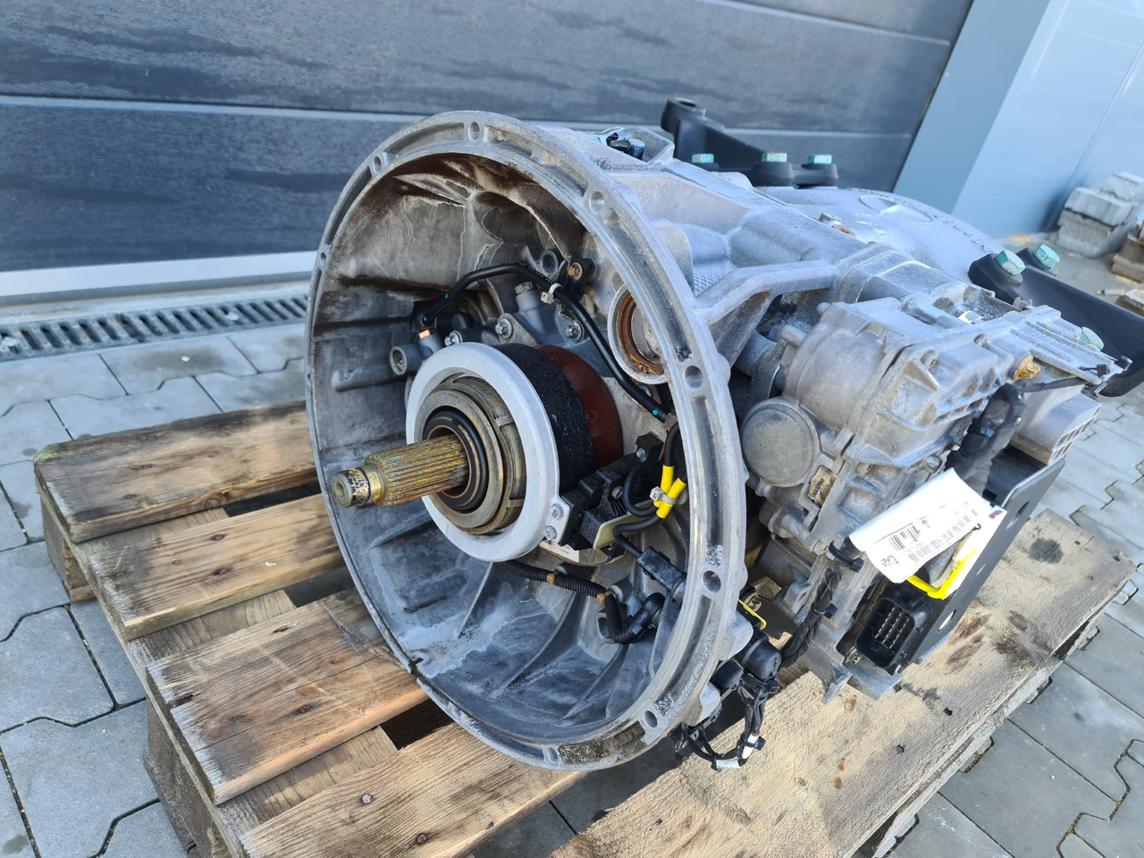 MERCEDES ATEGO ANTOS / COMPLETE GEARBOX / G140-8 / WORLDWIDE DELIVERY - Коробка передач: фото 2 MERCEDES ATEGO ANTOS / COMPLETE GEARBOX / G140-8 / WORLDWIDE DELIVERY - Коробка передач: фото 2