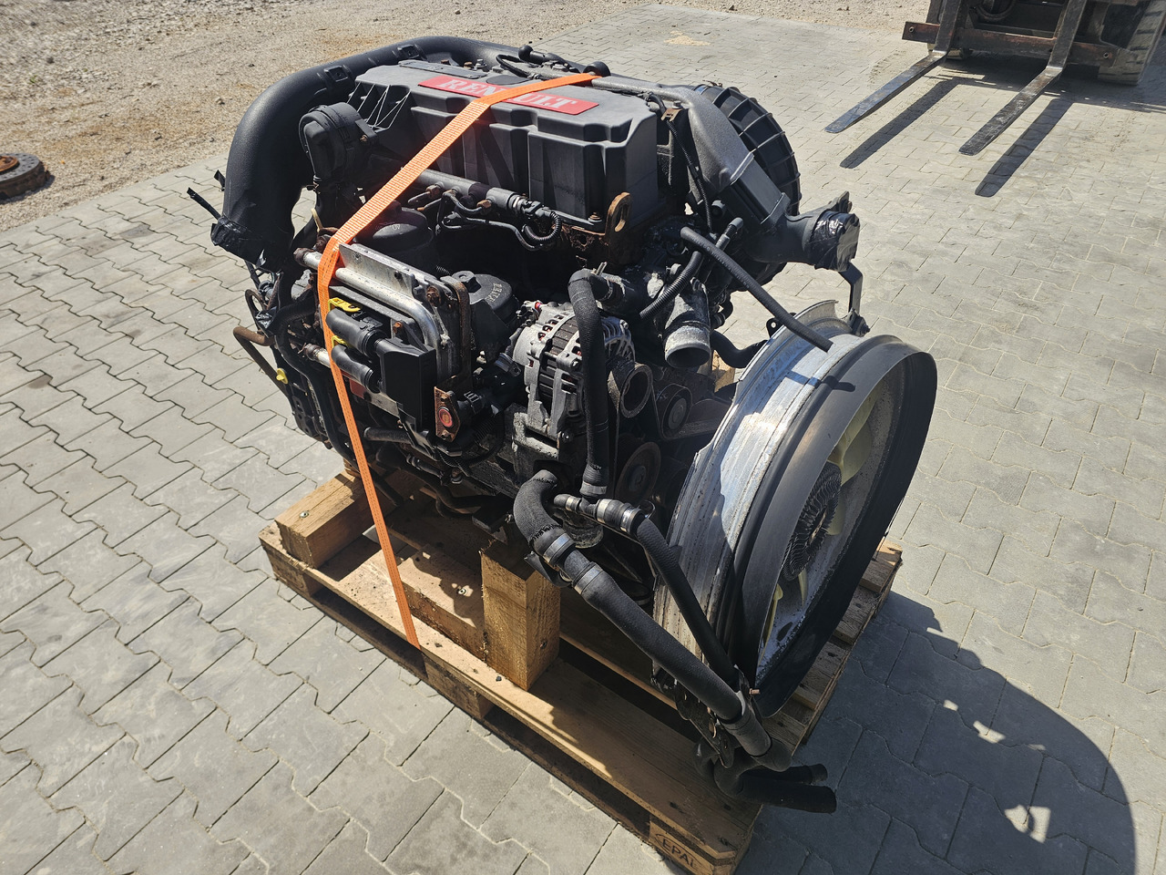 RENAULT DXI5 / 140KW 190KM / EURO4 EURO5 / COMPLETE ENGINE / WORLDLINE DELIVERY - Двигун: фото 3 RENAULT DXI5 / 140KW 190KM / EURO4 EURO5 / COMPLETE ENGINE / WORLDLINE DELIVERY - Двигун: фото 3