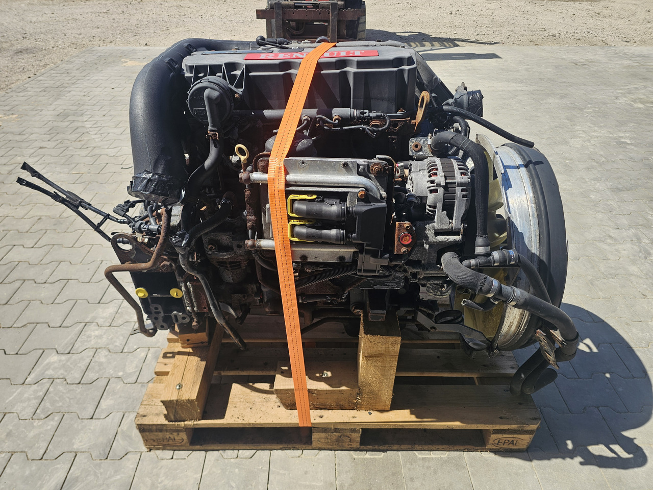 RENAULT ENGINE DXI5 / 140KW 190KM / EURO4 EURO5 / COMPLETE ENGINE / WORLDLINE DELIVERY - Двигун: фото 2 RENAULT ENGINE DXI5 / 140KW 190KM / EURO4 EURO5 / COMPLETE ENGINE / WORLDLINE DELIVERY - Двигун: фото 2