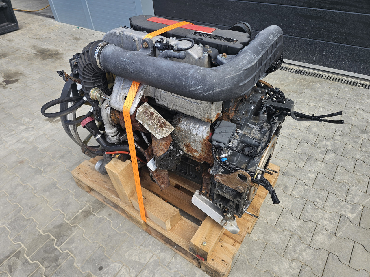 RENAULT ENGINE DXI5 / 158KW 215KM / EURO4 EURO5 / COMPLETE ENGINE / WORLDLINE DELIVERY - Двигун: фото 3 RENAULT ENGINE DXI5 / 158KW 215KM / EURO4 EURO5 / COMPLETE ENGINE / WORLDLINE DELIVERY - Двигун: фото 3