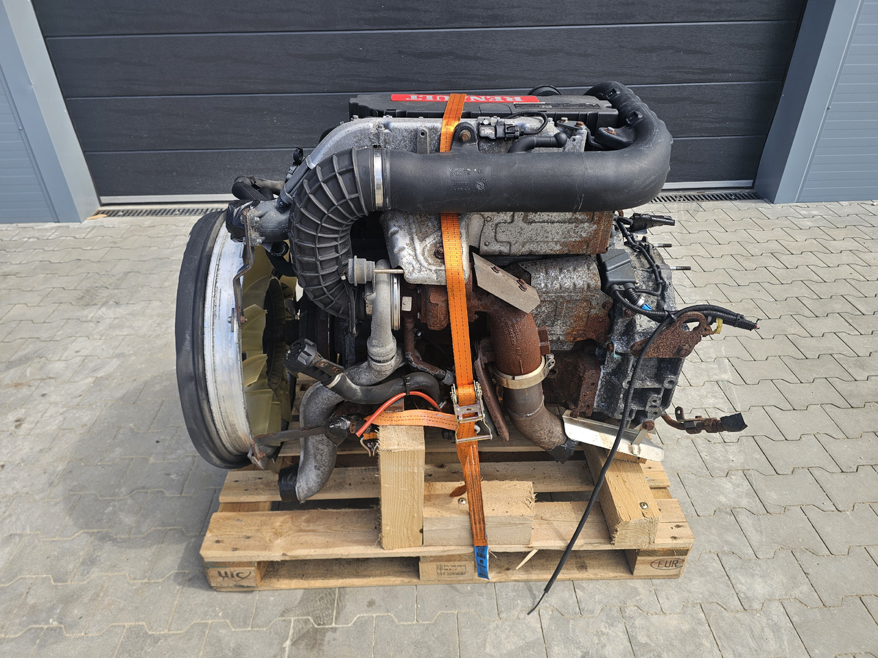RENAULT ENGINE DXI5 / 158KW 215KM / EURO4 EURO5 / COMPLETE ENGINE / WORLDLINE DELIVERY - Двигун: фото 1 RENAULT ENGINE DXI5 / 158KW 215KM / EURO4 EURO5 / COMPLETE ENGINE / WORLDLINE DELIVERY - Двигун: фото 1