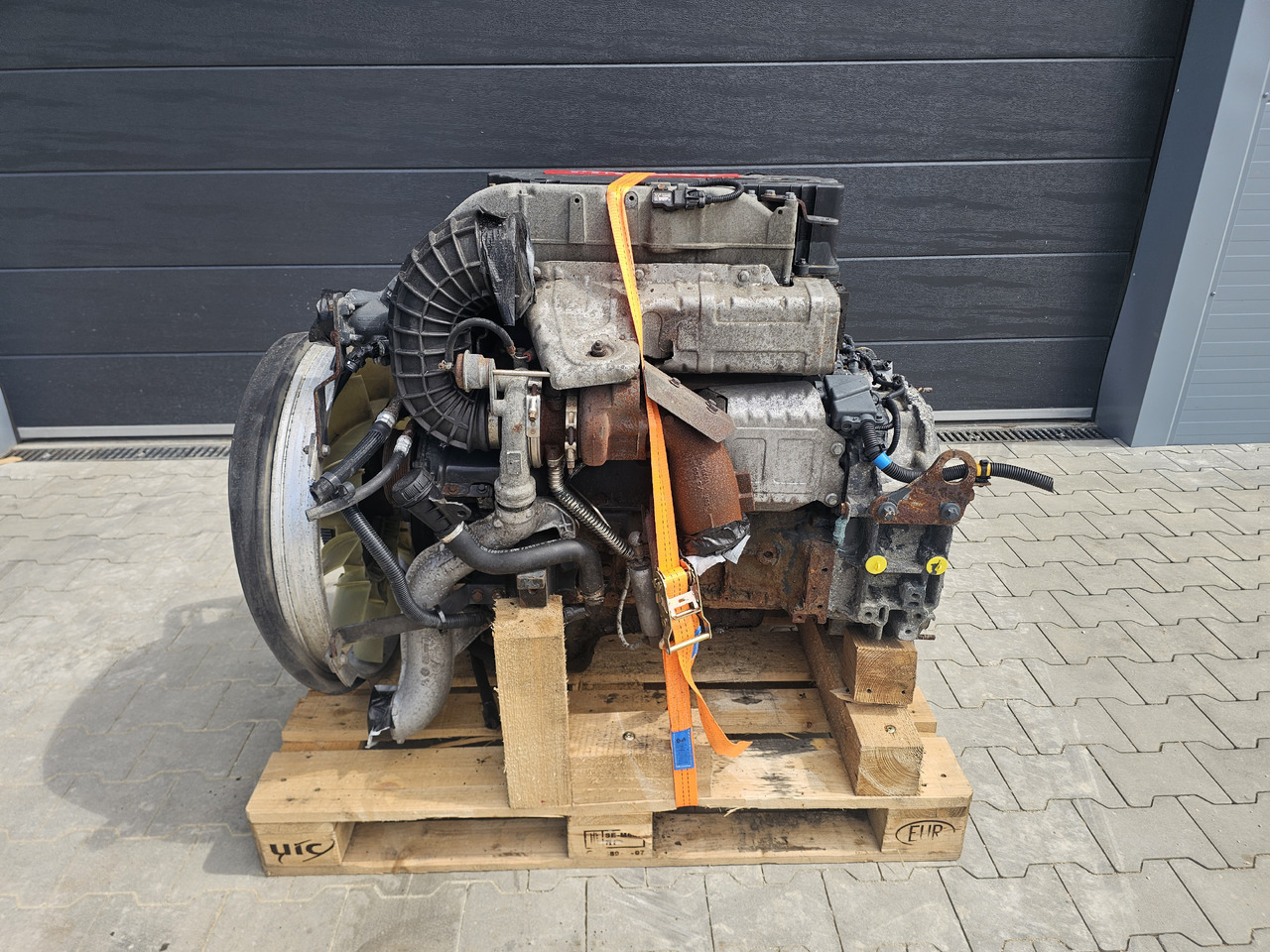 RENAULT ENGINE DXI5 / 161KW 215KM EUV EEV / EURO5 / COMPLETE ENGINE / WORLDLINE DELIVERY - Двигун: фото 1 RENAULT ENGINE DXI5 / 161KW 215KM EUV EEV / EURO5 / COMPLETE ENGINE / WORLDLINE DELIVERY - Двигун: фото 1
