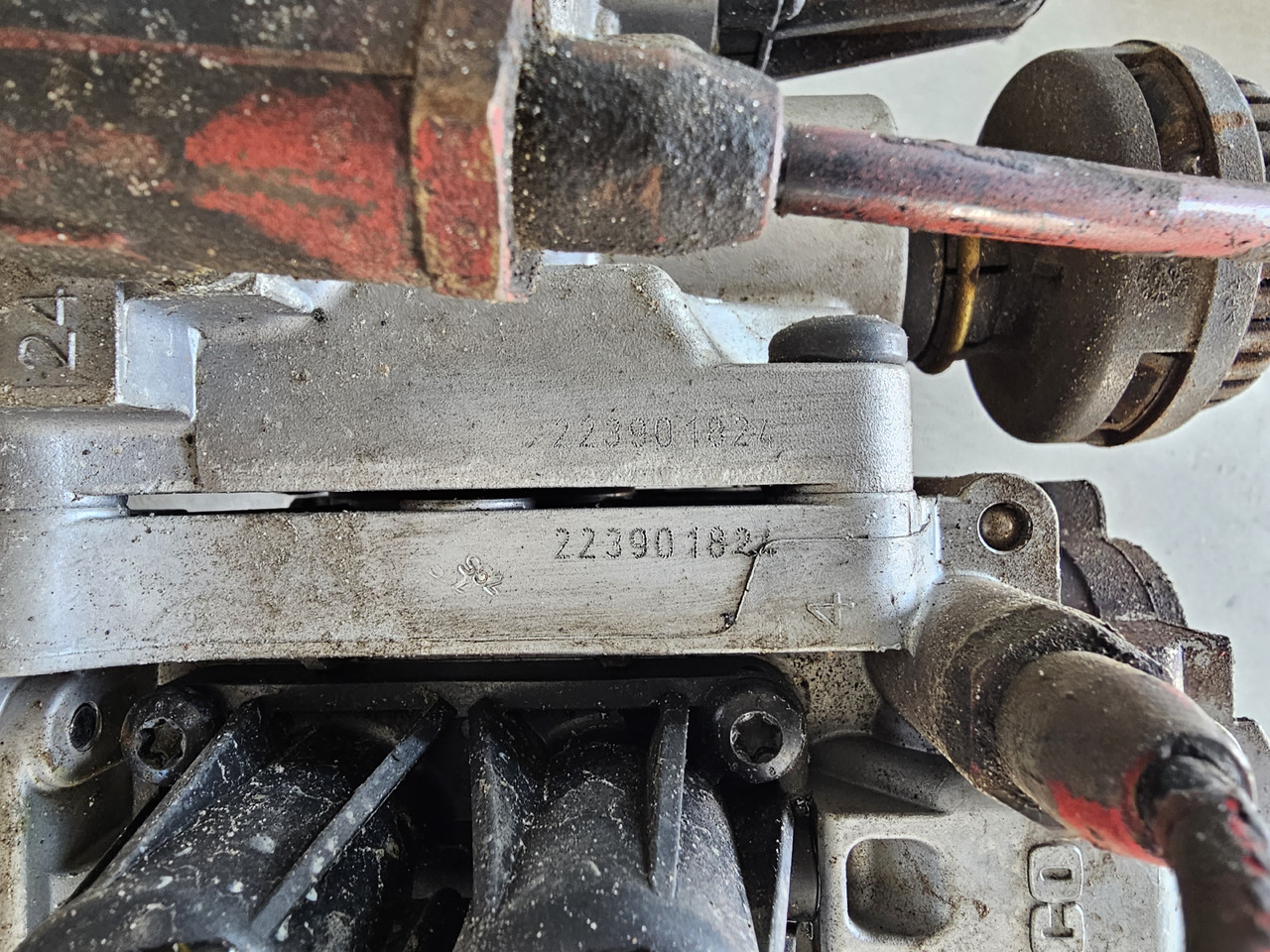 SCANIA R, P, G / APS AIR DRYIER / 223901824 - Гальмівний клапан: фото 4 SCANIA R, P, G / APS AIR DRYIER / 223901824 - Гальмівний клапан: фото 4