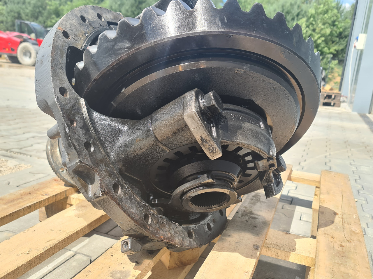 VOLVO DIFFERENTIAL DIFF / MS18X / RSS1360 / RATIO 2.85 37-13 / WORLDWIDE DELIVERY - Задня вісь: фото 3 VOLVO DIFFERENTIAL DIFF / MS18X / RSS1360 / RATIO 2.85 37-13 / WORLDWIDE DELIVERY - Задня вісь: фото 3