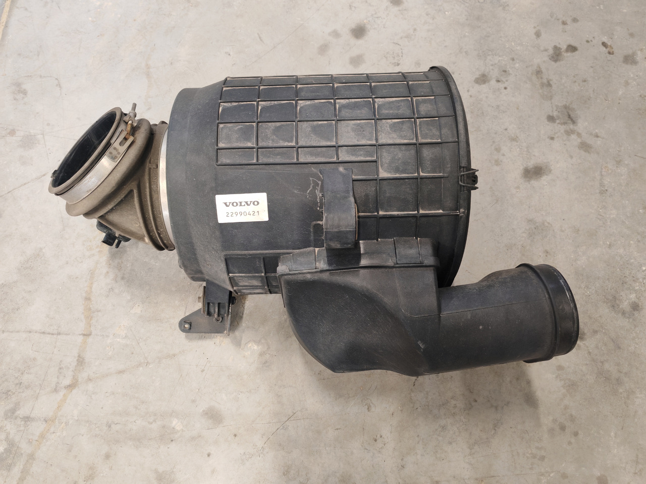 VOLVO FH5 FM5 EURO 6 / COMPLETE AIR FILTER / 22990421 - Повітряний фільтр: фото 2 VOLVO FH5 FM5 EURO 6 / COMPLETE AIR FILTER / 22990421 - Повітряний фільтр: фото 2