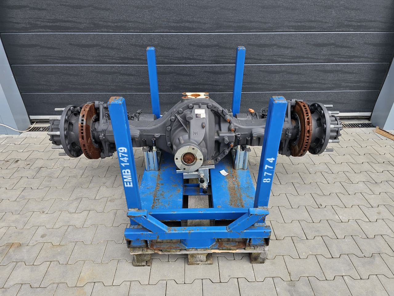 VOLVO / RENAULT COMPLETE REAR AXLE / MS17X / RSS1344C / ratio: 3.70 / NEW - NOT USED - Задня вісь: фото 1 VOLVO / RENAULT COMPLETE REAR AXLE / MS17X / RSS1344C / ratio: 3.70 / NEW - NOT USED - Задня вісь: фото 1
