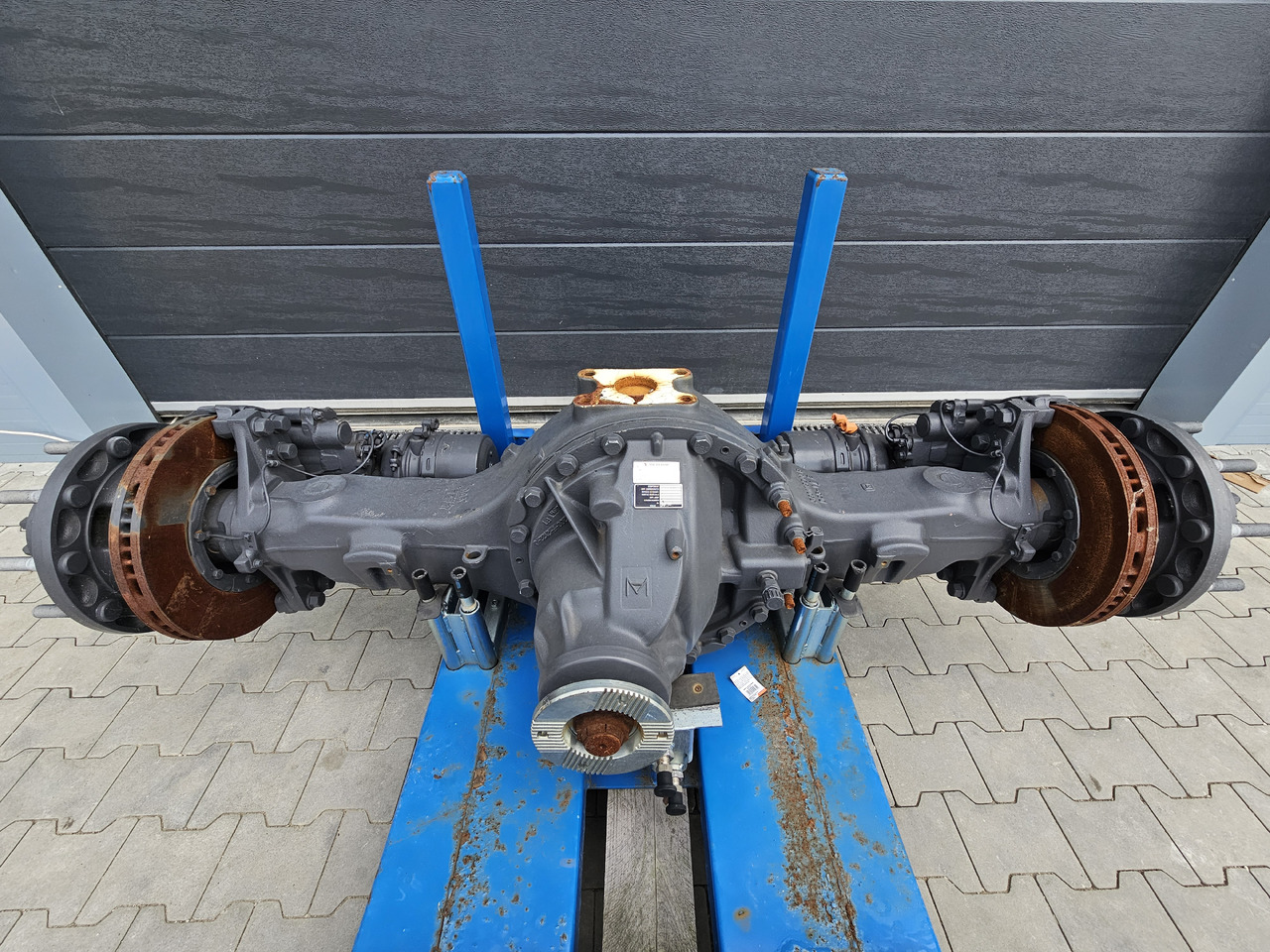 VOLVO / RENAULT COMPLETE REAR AXLE / MS17X / RSS1344C / ratio: 3.70 / NEW - NOT USED - Задня вісь: фото 2 VOLVO / RENAULT COMPLETE REAR AXLE / MS17X / RSS1344C / ratio: 3.70 / NEW - NOT USED - Задня вісь: фото 2