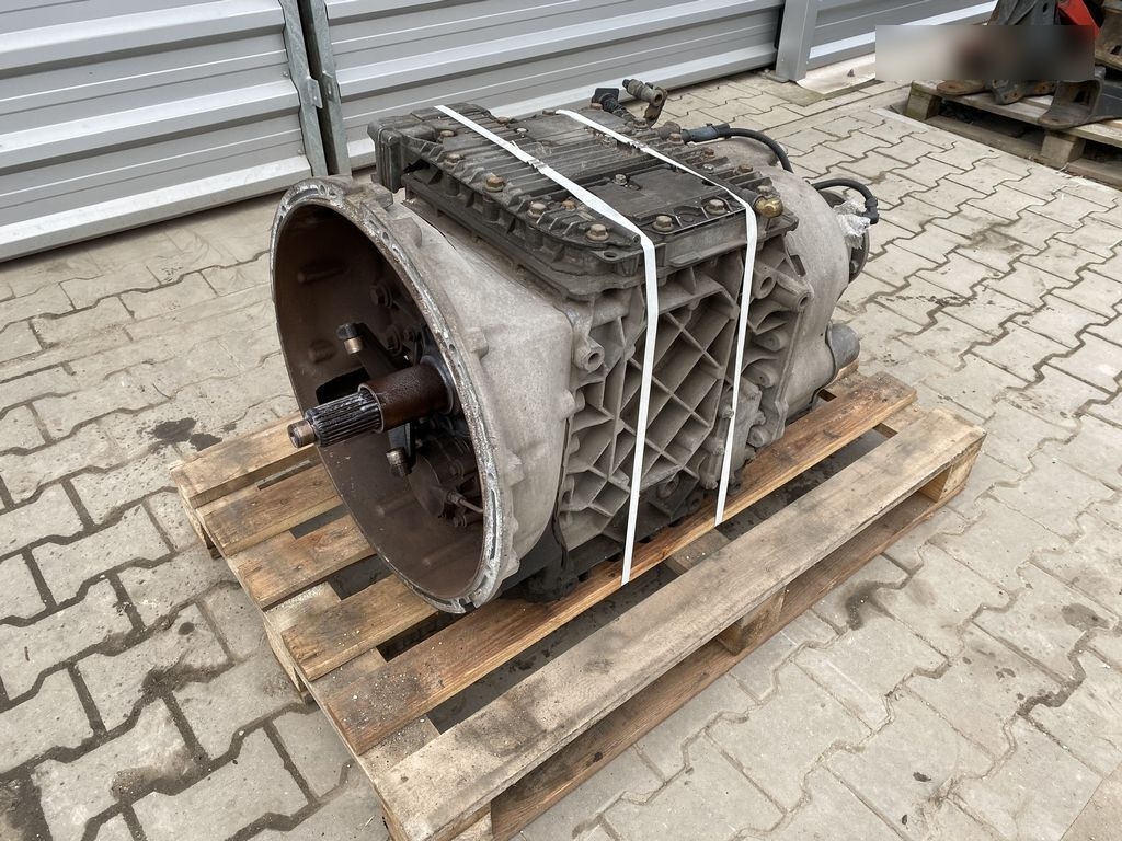 Volvo ISHIFT RENAULT PREMIUM MAGNUM DXI FH FM VT2412B Renault VT2412B - Коробка передач в категорії Вантажівки: фото 1 Volvo ISHIFT RENAULT PREMIUM MAGNUM DXI FH FM VT2412B Renault VT2412B - Коробка передач в категорії Вантажівки: фото 1