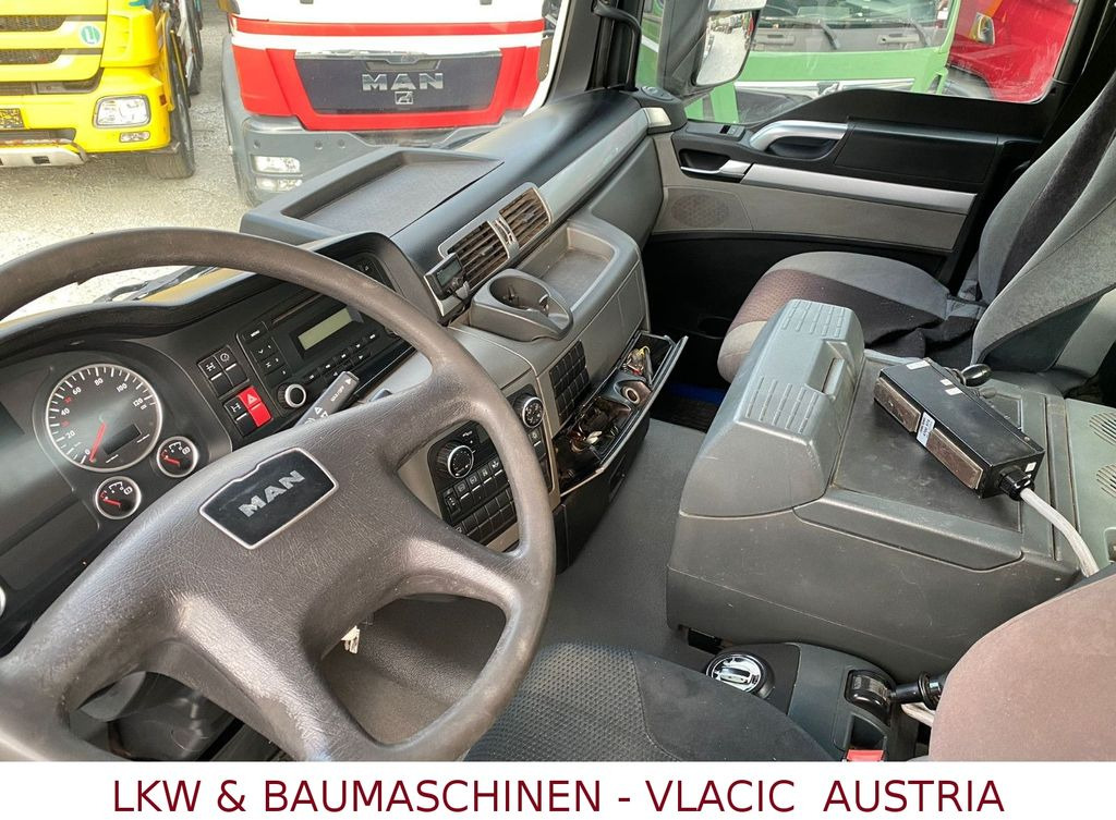 MAN TGS 33.440 (6x4) EEV Abrollkipper MAN TGS 33.440 (6x4) EEV Abrollkipper - Гаковий мультиліфт вантажівка: фото 5 MAN TGS 33.440 (6x4) EEV Abrollkipper MAN TGS 33.440 (6x4) EEV Abrollkipper - Гаковий мультиліфт вантажівка: фото 5