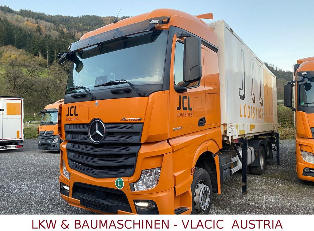 Mercedes-Benz 2545 - Контейнеровоз/ Змінний кузов вантажівка: фото 1 Mercedes-Benz 2545 - Контейнеровоз/ Змінний кузов вантажівка: фото 1