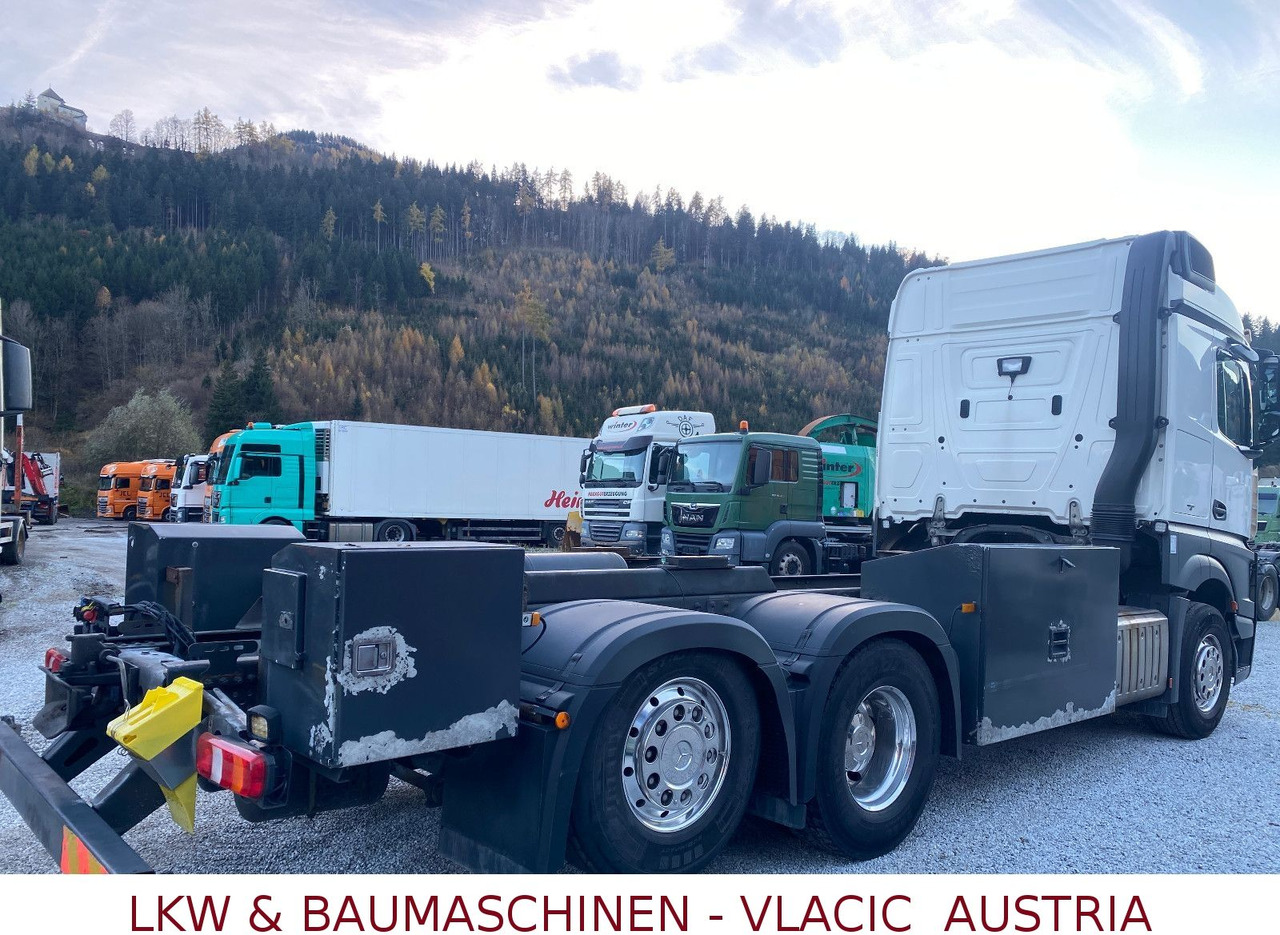 Mercedes-Benz Actros 963-0-C - Вантажівка цистерна: фото 3 Mercedes-Benz Actros 963-0-C - Вантажівка цистерна: фото 3