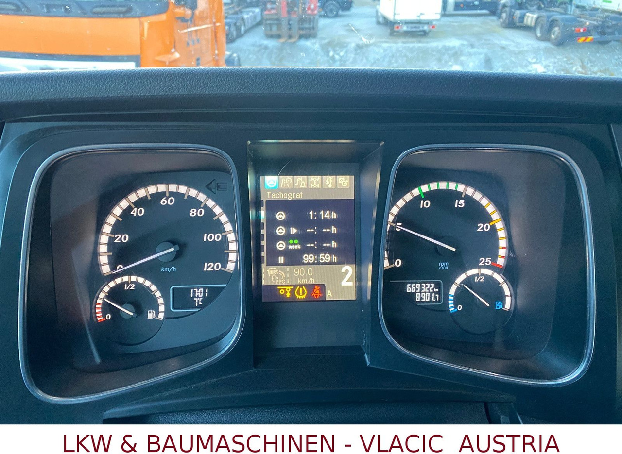 Mercedes-Benz Actros 963-0-C - Вантажівка цистерна: фото 5 Mercedes-Benz Actros 963-0-C - Вантажівка цистерна: фото 5