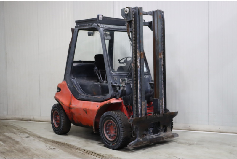 Linde H35D - Дизельний навантажувач: фото 1 Linde H35D - Дизельний навантажувач: фото 1
