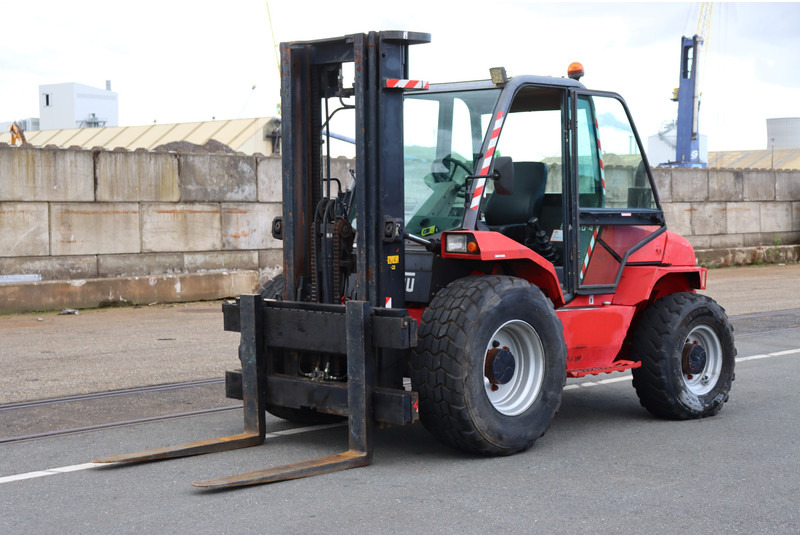 Manitou M50-4 - Дизельний навантажувач: фото 4 Manitou M50-4 - Дизельний навантажувач: фото 4