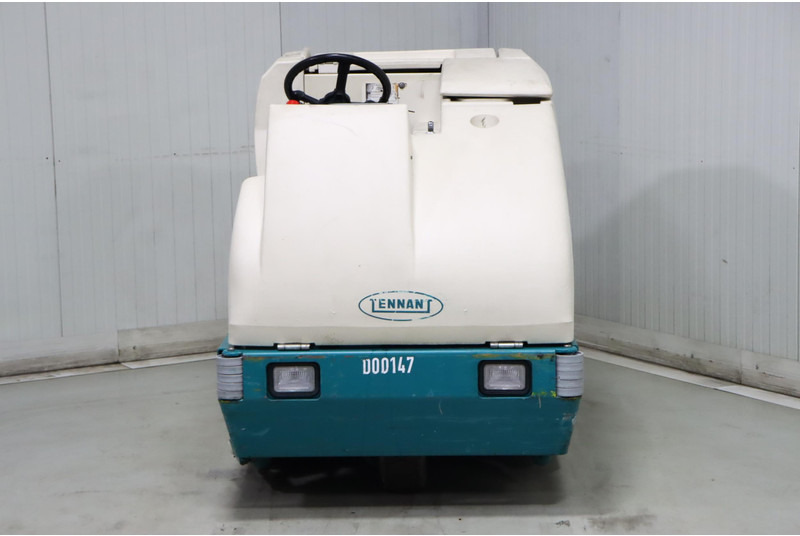 TENNANT 7300E - Підмітально-прибиральна машина: фото 2 TENNANT 7300E - Підмітально-прибиральна машина: фото 2