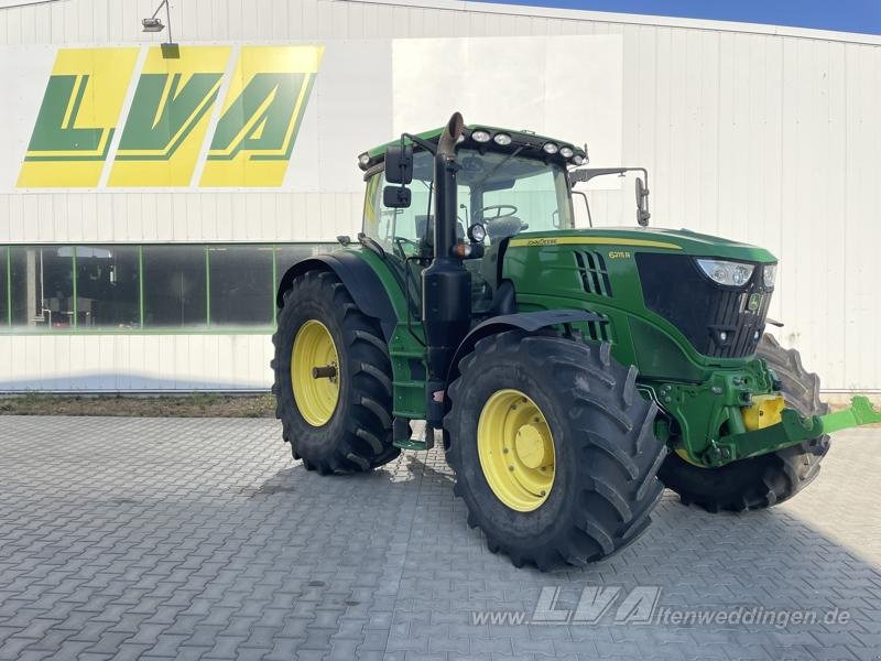 John Deere 6215R - Трактор: фото 4 John Deere 6215R - Трактор: фото 4