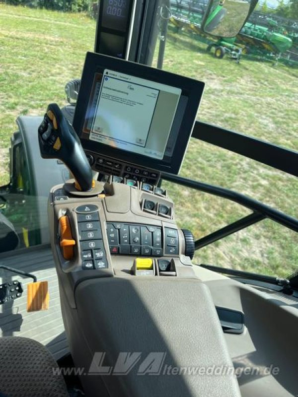 John Deere 6R 250 - Трактор: фото 5 John Deere 6R 250 - Трактор: фото 5