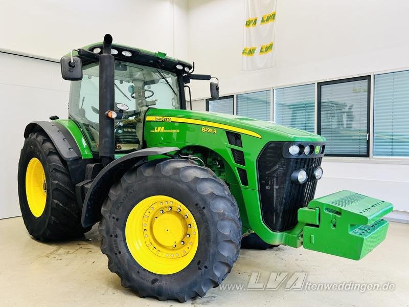 John Deere 8295R - Трактор: фото 2 John Deere 8295R - Трактор: фото 2