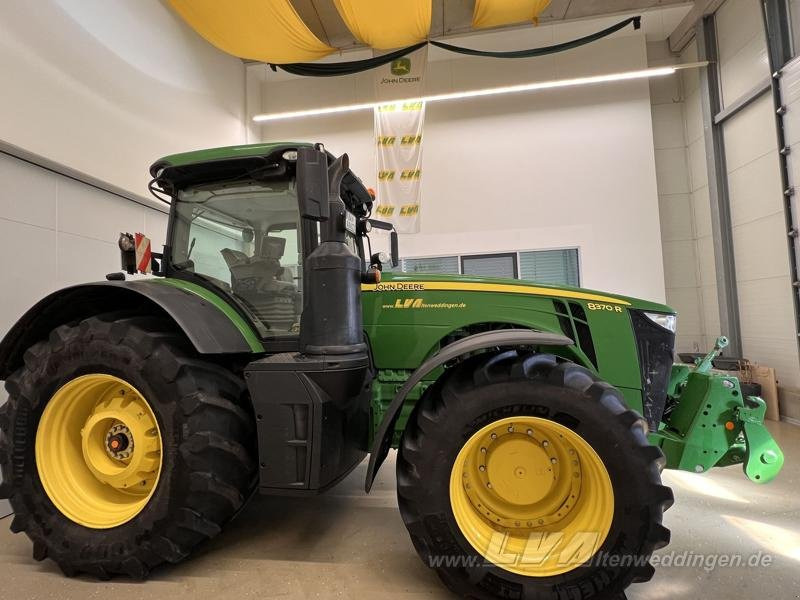 John Deere 8370R E23 PowerShift - Трактор: фото 4 John Deere 8370R E23 PowerShift - Трактор: фото 4