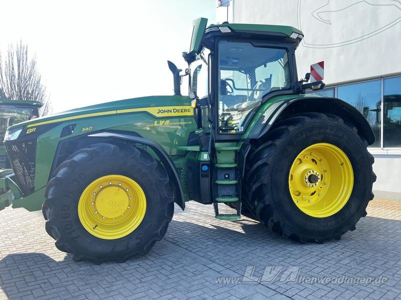 John Deere 8R 340 - Трактор: фото 5 John Deere 8R 340 - Трактор: фото 5