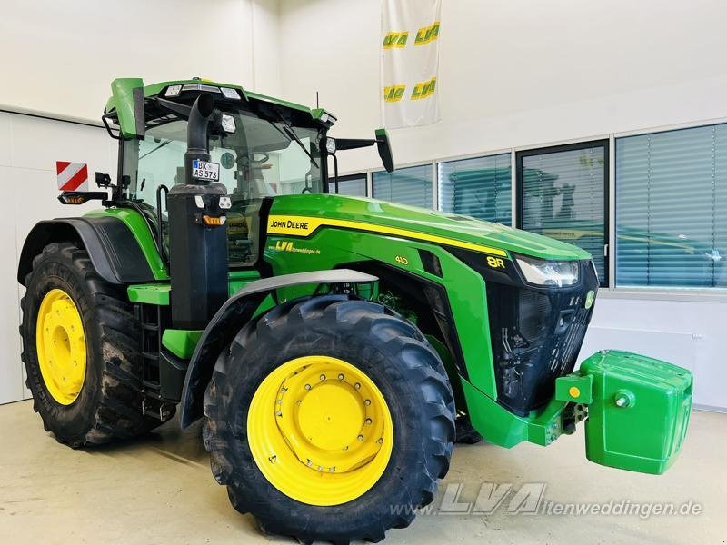 John Deere 8R 410 - Трактор: фото 3 John Deere 8R 410 - Трактор: фото 3