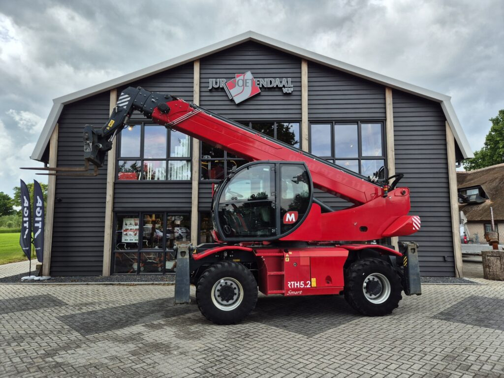 MAGNI RTH 5.23 - Навантажувач телескопічний: фото 1 MAGNI RTH 5.23 - Навантажувач телескопічний: фото 1