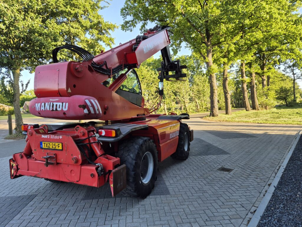 MANITOU MRT 1850+ privilege - Навантажувач телескопічний: фото 5 MANITOU MRT 1850+ privilege - Навантажувач телескопічний: фото 5