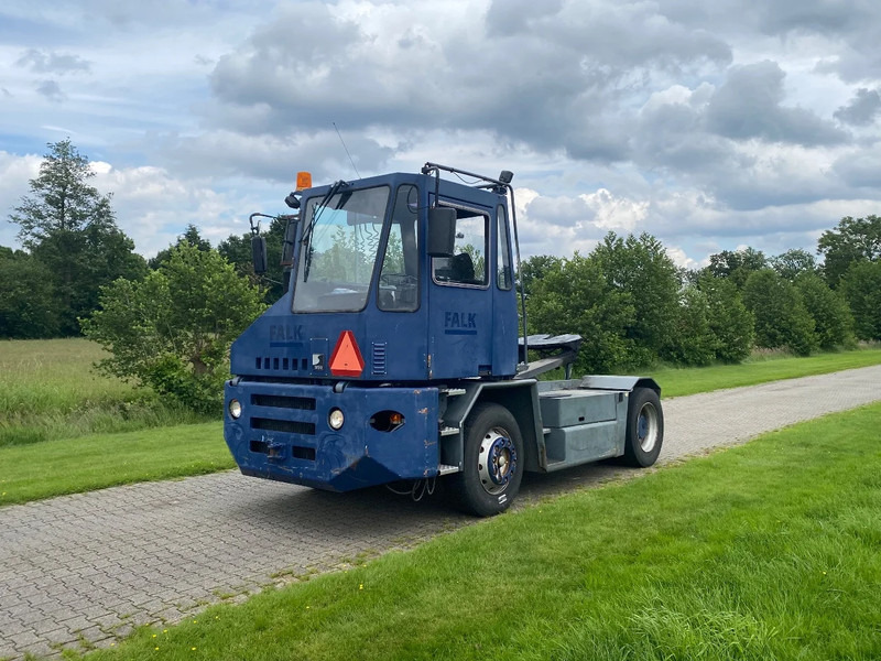 Sisu E TRX 182 | HYDROLIC | CENTRAL LUBRIGATION | NO RUST !!! - Термінальний трактор: фото 1 Sisu E TRX 182 | HYDROLIC | CENTRAL LUBRIGATION | NO RUST !!! - Термінальний трактор: фото 1
