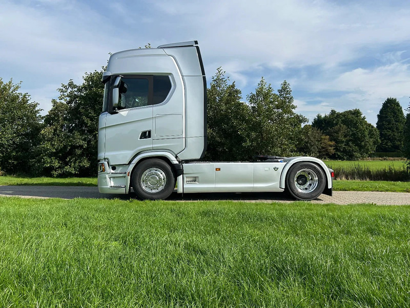 Scania 660S V8 NGS | 4x2 NB | 4 BALON SUSPENSION | RETARDER | FULL-AIR | PTO PREP. | PARK-COOLER | - Тягач: фото 2 Scania 660S V8 NGS | 4x2 NB | 4 BALON SUSPENSION | RETARDER | FULL-AIR | PTO PREP. | PARK-COOLER | - Тягач: фото 2