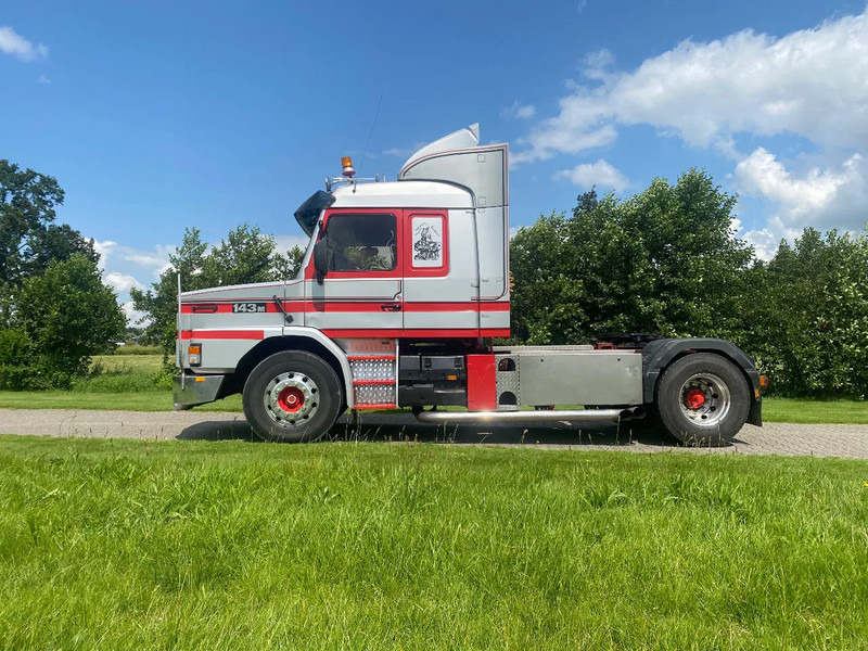 Scania T143-500 V8 | 4x2 | 4350 mm WHEELBASE | TOP CONDITION !!! - Тягач: фото 2 Scania T143-500 V8 | 4x2 | 4350 mm WHEELBASE | TOP CONDITION !!! - Тягач: фото 2