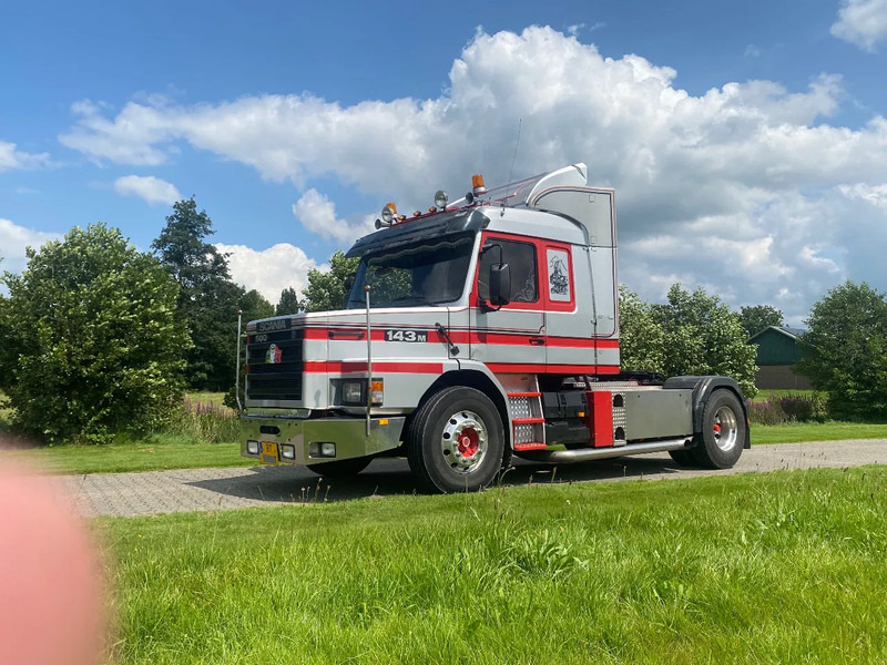 Scania T143-500 V8 | 4x2 | 4350 mm WHEELBASE | TOP CONDITION !!! - Тягач: фото 1 Scania T143-500 V8 | 4x2 | 4350 mm WHEELBASE | TOP CONDITION !!! - Тягач: фото 1