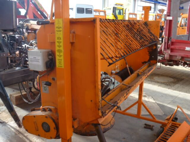 Unimog Salzstreuer Gmeiner 90WA - Розкидач піску і cолі: фото 4 Unimog Salzstreuer Gmeiner 90WA - Розкидач піску і cолі: фото 4