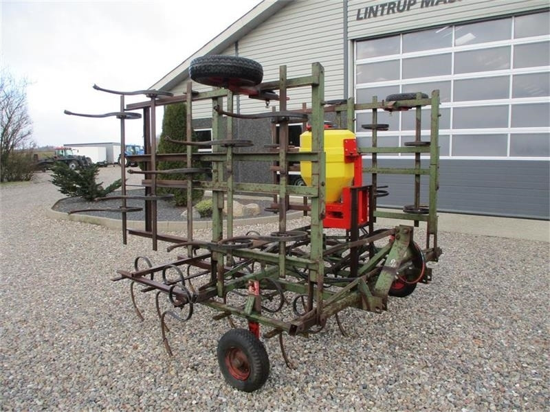 BEFA SÅBEDSHARVE Med Martofte efterafgrødespreder - Борона: фото 2 BEFA SÅBEDSHARVE Med Martofte efterafgrødespreder - Борона: фото 2