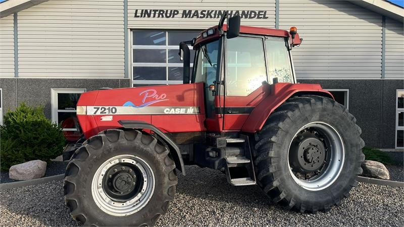 Case IH Magnum 7210 PRO PRO model, og en ejers traktor fra - Трактор: фото 1 Case IH Magnum 7210 PRO PRO model, og en ejers traktor fra - Трактор: фото 1