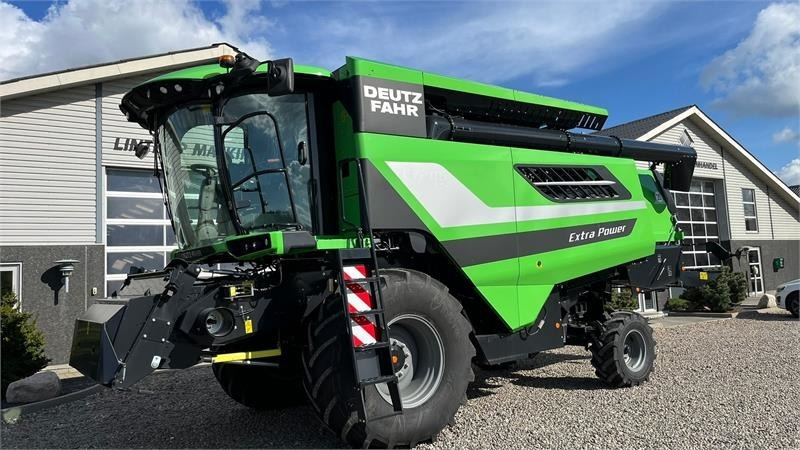 Deutz-fahr C7206 With 24feed - 7.2m header. New and unused Co - Зернозбиральний комбайн: фото 2 Deutz-fahr C7206 With 24feed - 7.2m header. New and unused Co - Зернозбиральний комбайн: фото 2