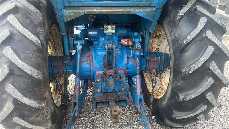 Ford 6700 - Трактор: фото 4 Ford 6700 - Трактор: фото 4