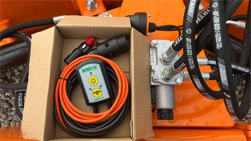 Limas Vario SHL 300 Med lys  - Відвал для снігу в категорії Сільськогосподарська техніка: фото 2 Limas Vario SHL 300 Med lys  - Відвал для снігу в категорії Сільськогосподарська техніка: фото 2