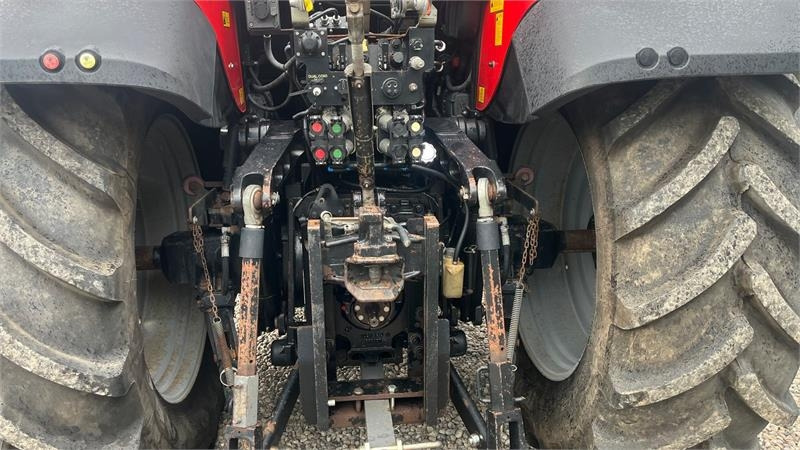 Massey Ferguson 6490 Dyna 6 med frontlift - Трактор: фото 5 Massey Ferguson 6490 Dyna 6 med frontlift - Трактор: фото 5