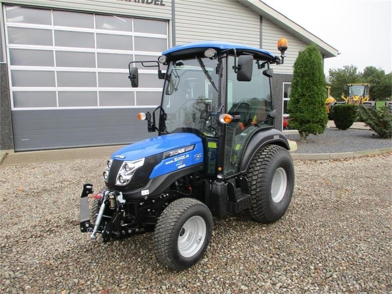 Solis 26 HST Med kabine, Turf dæk og frontlift - Трактор: фото 2 Solis 26 HST Med kabine, Turf dæk og frontlift - Трактор: фото 2