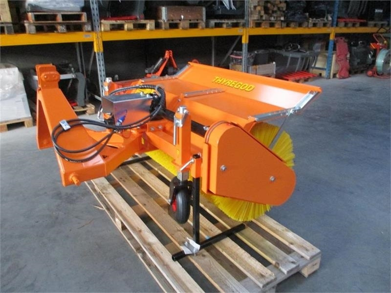 Щітка дорожня Thyregod TK 1600 Komplet med kraftoverføringsaksel og hydra: фото 8