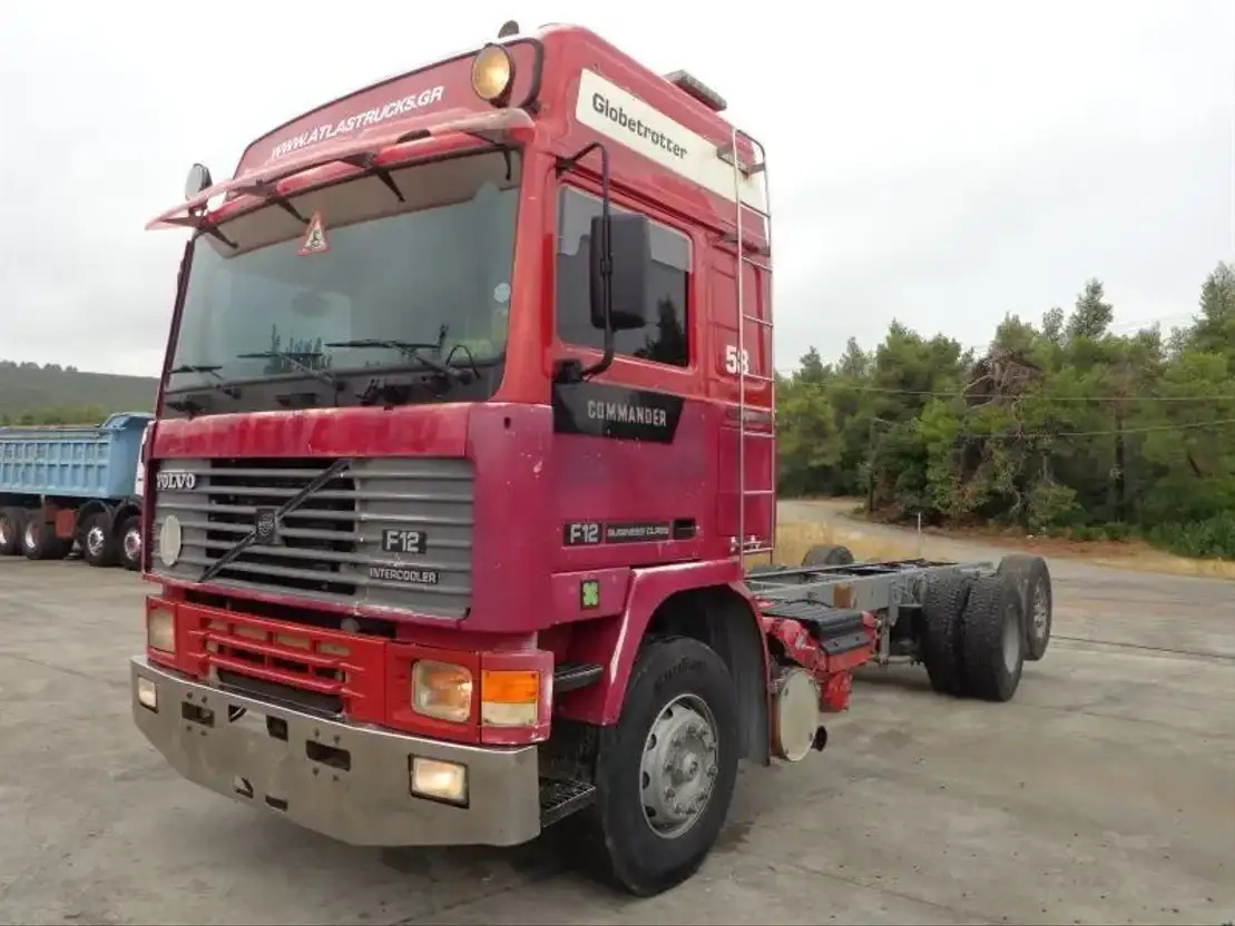 Volvo F 12.400 Volvo F12 6X2 405Hp -TD123ES - Вантажівка шасі: фото 2 Volvo F 12.400 Volvo F12 6X2 405Hp -TD123ES - Вантажівка шасі: фото 2