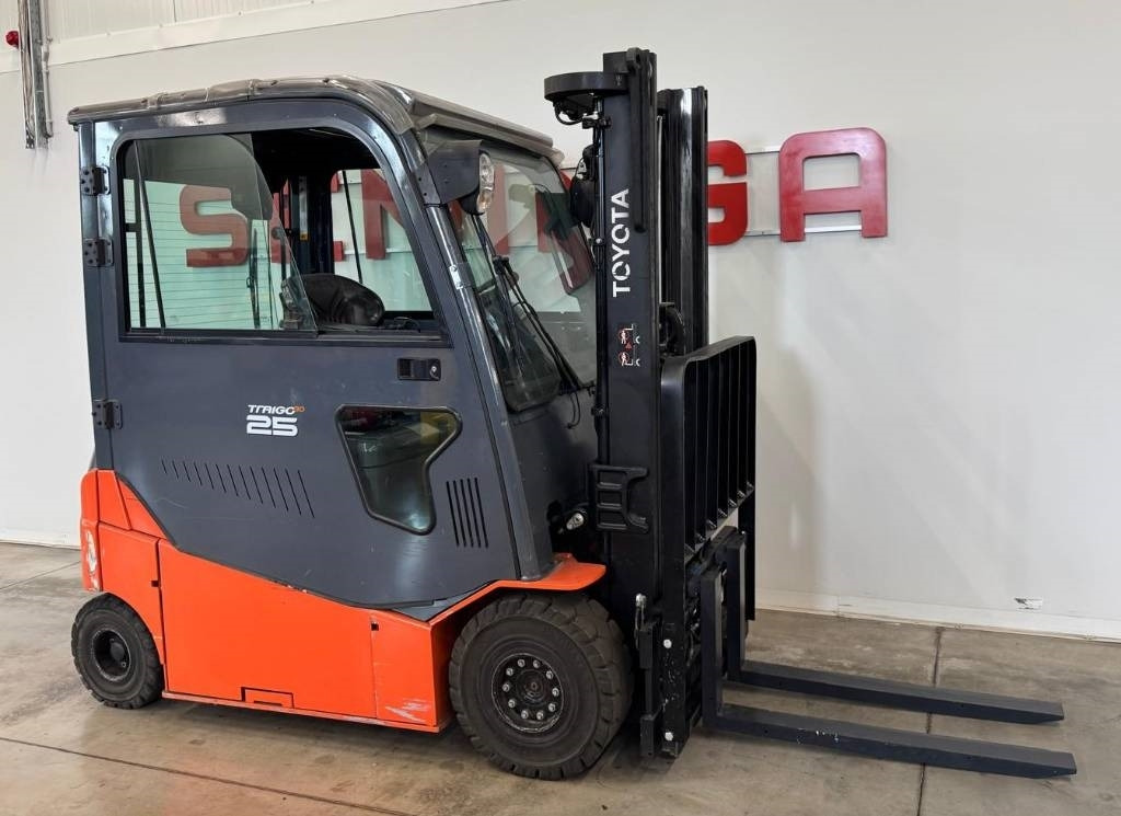Toyota 10939 - 8FBMT25 - Електронавантажувач: фото 1 Toyota 10939 - 8FBMT25 - Електронавантажувач: фото 1