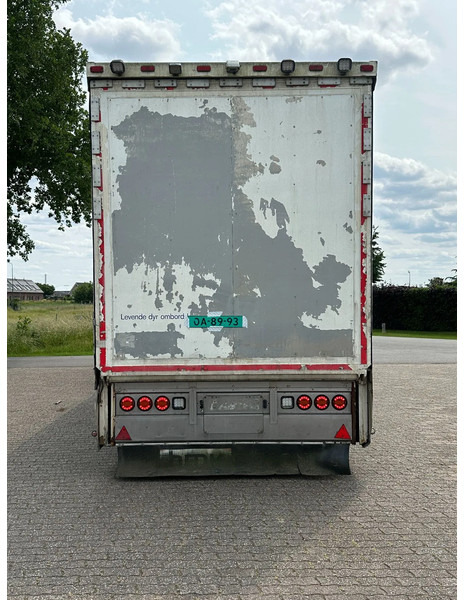 Berdex NO BERDEX HMK 4 stock livestock trailer SPF - Для перевезення худоби напівпричіп: фото 5 Berdex NO BERDEX HMK 4 stock livestock trailer SPF - Для перевезення худоби напівпричіп: фото 5