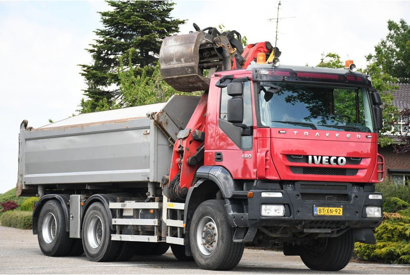 Iveco TRAKKER 450ps !!Z-KRAAN!!RADIO REMOTE!!3 SIDED TIPPER!!EURO5!! 10MM CHASSIS LIBIA!! - Самоскид вантажівка, Вантажівка з маніпулятором: фото 3 Iveco TRAKKER 450ps !!Z-KRAAN!!RADIO REMOTE!!3 SIDED TIPPER!!EURO5!! 10MM CHASSIS LIBIA!! - Самоскид вантажівка, Вантажівка з маніпулятором: фото 3