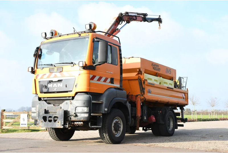 MAN TGS 18.320 4x4!! KRAN/!!!WINTERDIENST/DREISEITENKIPPER!!KOMMUNAL/KLIMA!! - Самоскид вантажівка, Вантажівка з маніпулятором: фото 3 MAN TGS 18.320 4x4!! KRAN/!!!WINTERDIENST/DREISEITENKIPPER!!KOMMUNAL/KLIMA!! - Самоскид вантажівка, Вантажівка з маніпулятором: фото 3