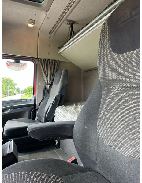 Тягач DAF XF 460 !!6x2!! 182DKM!! euro6!!NL TRUCK 1 owner!!PTO!!: фото 9