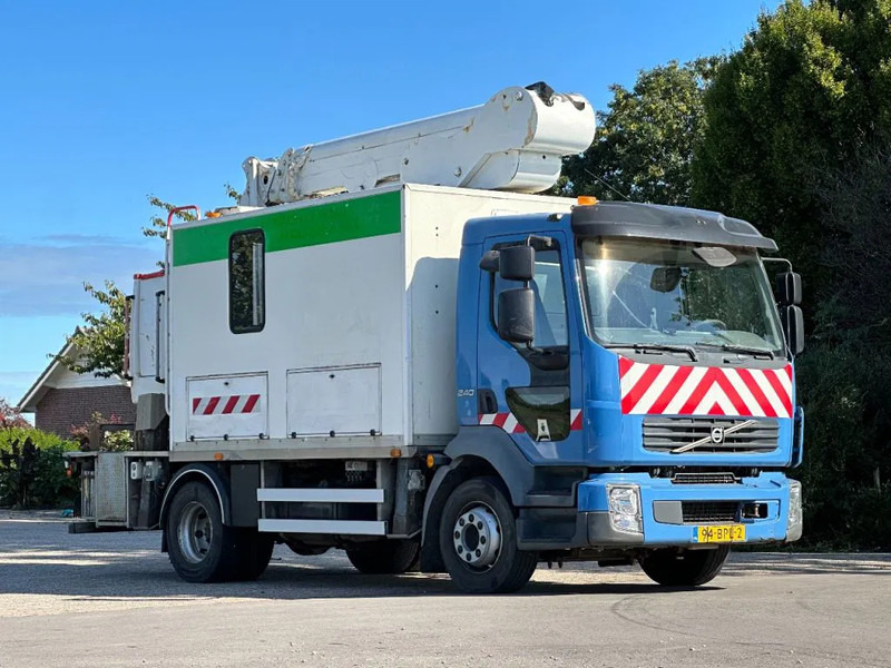 Volvo FL 240 ARBEITSBUHNE/SKYWORKER/17.5m - Вантажівка: фото 1 Volvo FL 240 ARBEITSBUHNE/SKYWORKER/17.5m - Вантажівка: фото 1