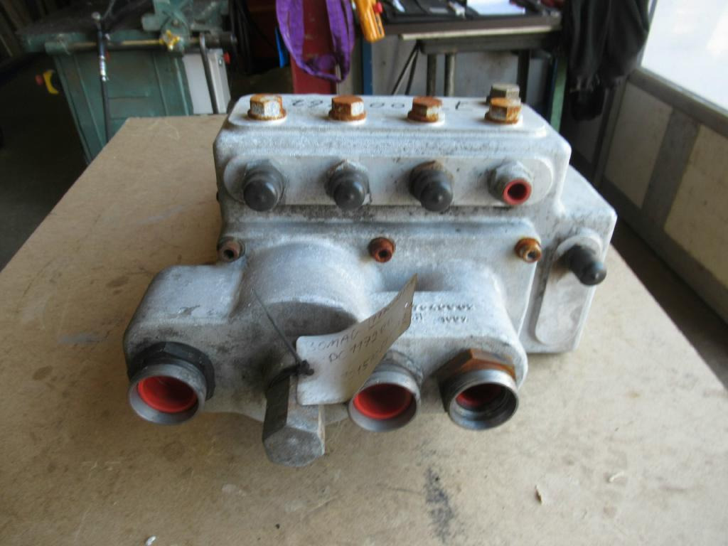 Bomag BC1172RB - - Масляної фільтр в категорії Будівельна техніка: фото 2 Bomag BC1172RB - - Масляної фільтр в категорії Будівельна техніка: фото 2