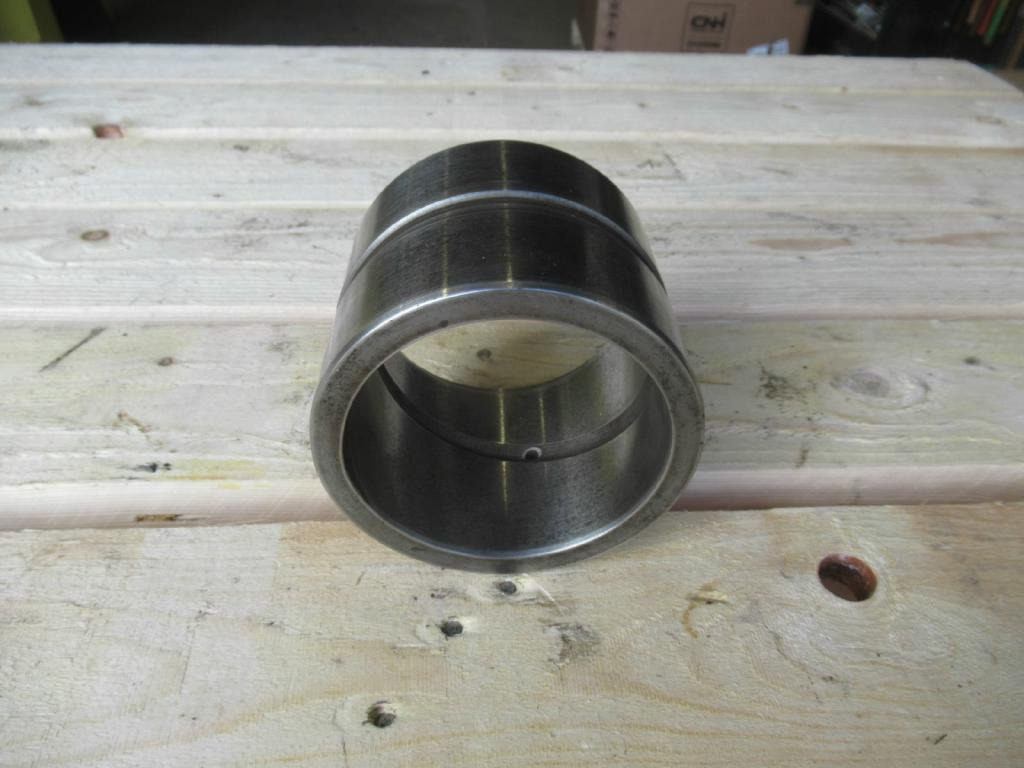 Case 3012685 - Поршні/ Кільця/ Втулки в категорії Будівельна техніка: фото 2 Case 3012685 - Поршні/ Кільця/ Втулки в категорії Будівельна техніка: фото 2